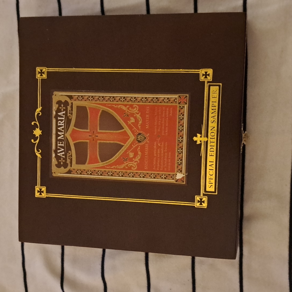 Cigar boxes